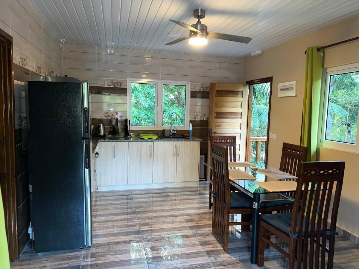 Chloe'S Cottage Self-Catering La Digue Exterior photo
