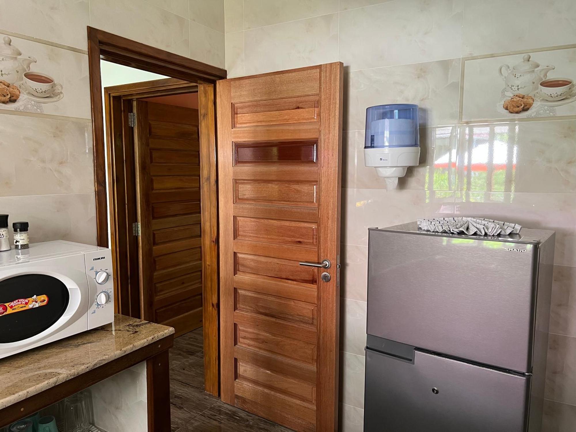 Chloe'S Cottage Self-Catering La Digue Exterior photo