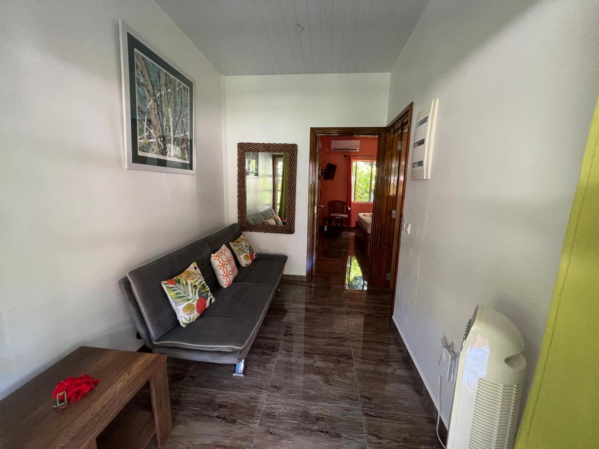 Chloe'S Cottage Self-Catering La Digue Exterior photo