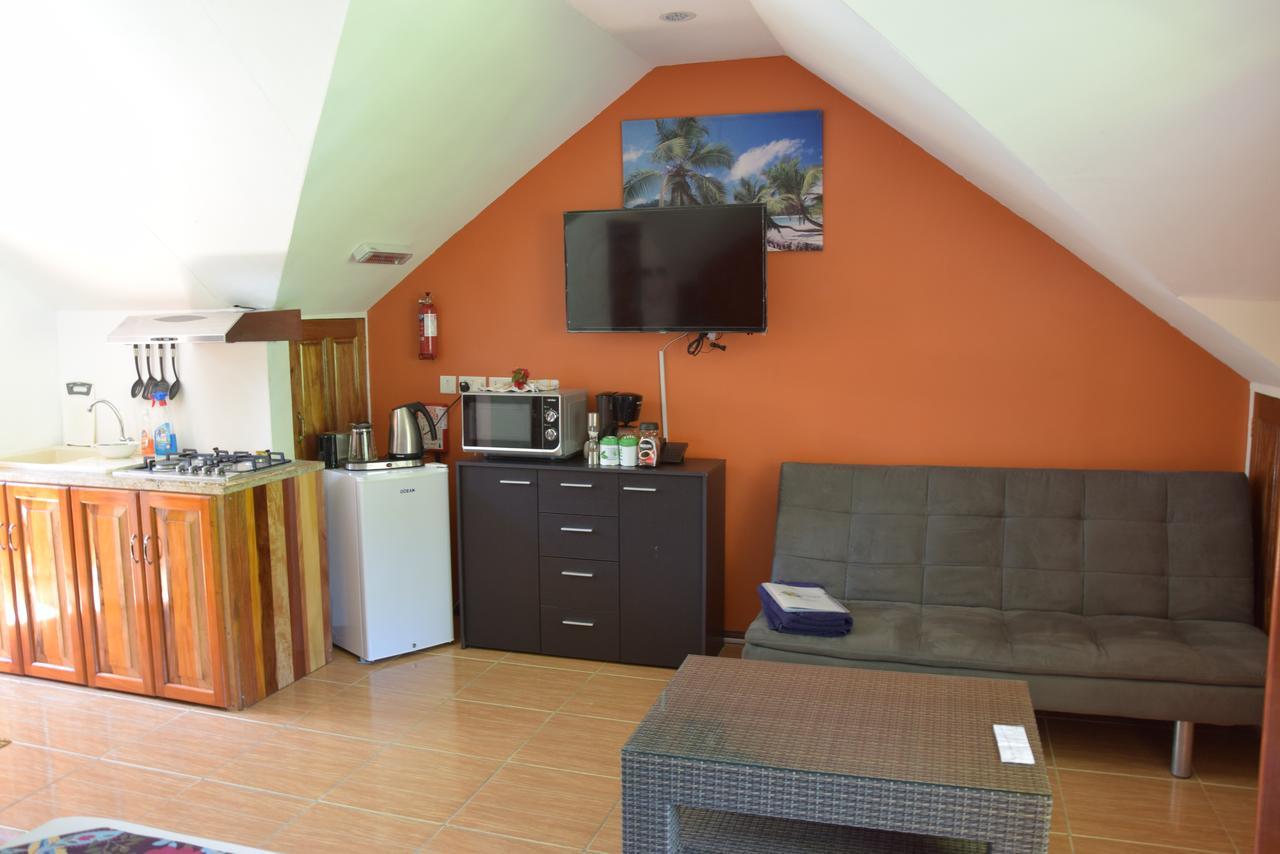 Chloe'S Cottage Self-Catering La Digue Exterior photo