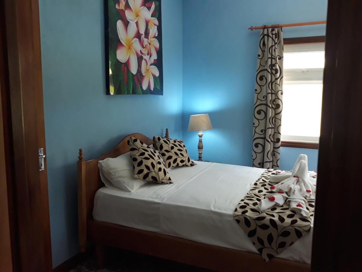 Chloe'S Cottage Self-Catering La Digue Room photo